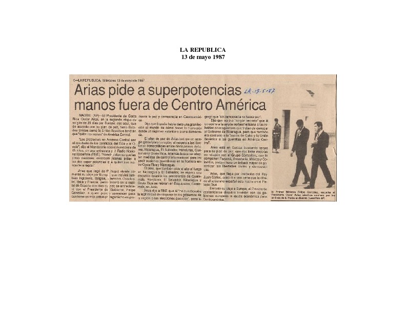 paz697.pdf